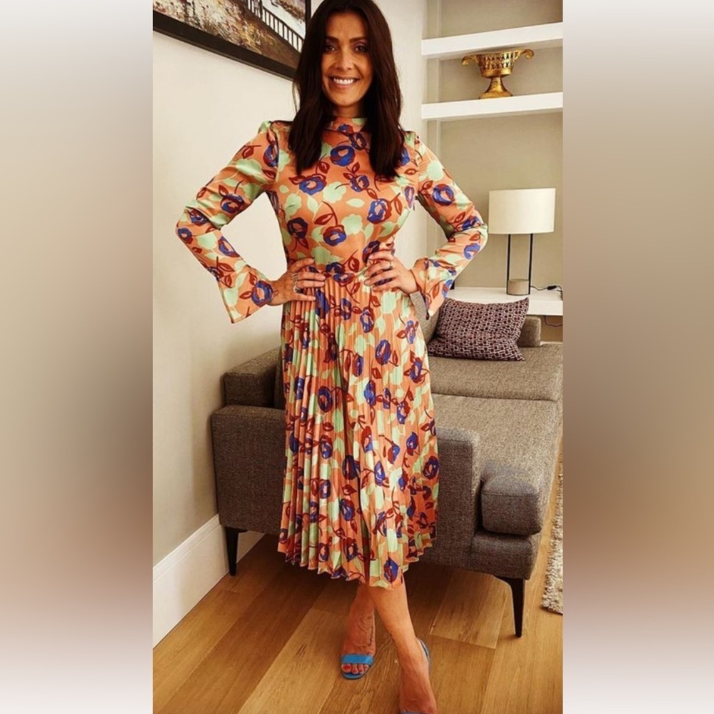 ASOS pleated flowy bottom open back wrap dress flowy colourful and bright size 6